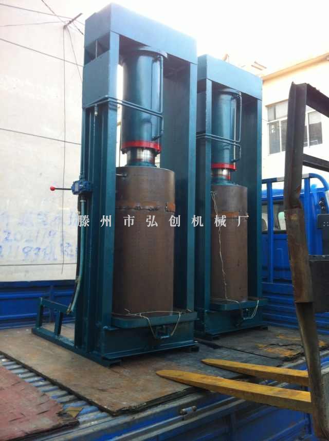 吉林省吉林市订购的30MPa液压榨油机已出厂